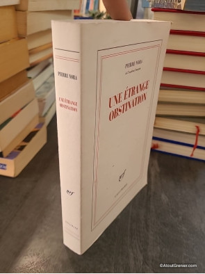 Une étrange obstination - Pierre Nora