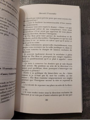Absolument dé-bor-dée ! Ou le paradoxe du fonctionnaire Par Zoé Shepard