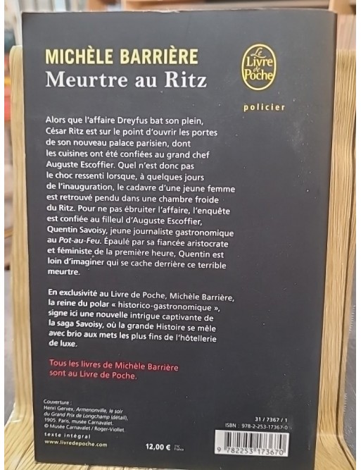 Meurtre au Ritz de Michèle Barrière