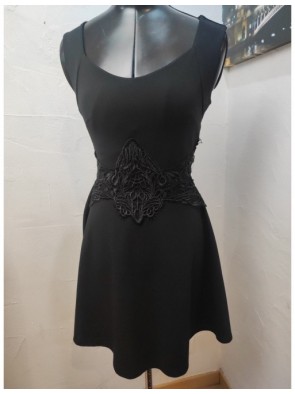 robe Noir  en taille 38