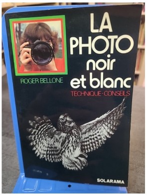 La photo noir et blanc de...