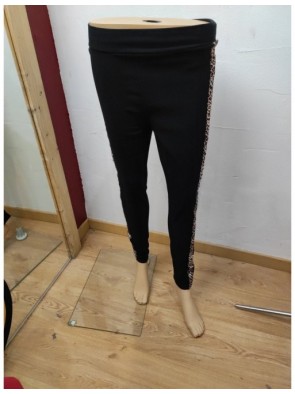 pantalon Noir  en taille L