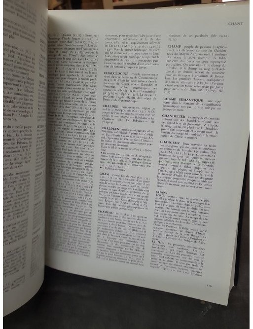 Dictionnaire de la bible et des religions