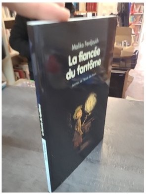 La fiancée du fantòme de Ferdjoukh Malika