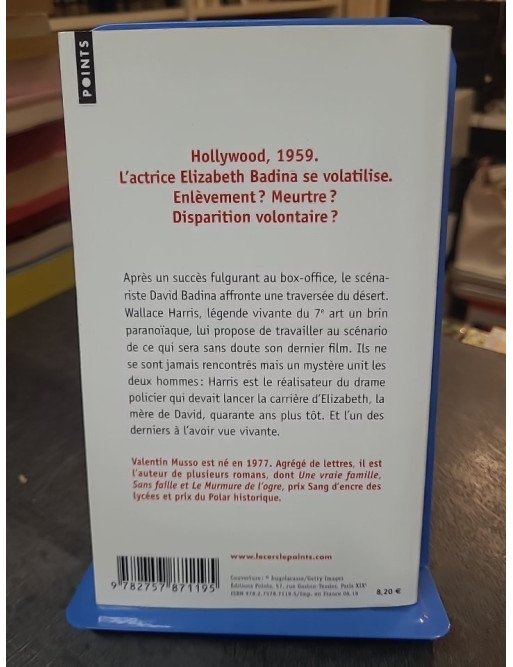 La Femme à droite sur la photo de Valentin Musso