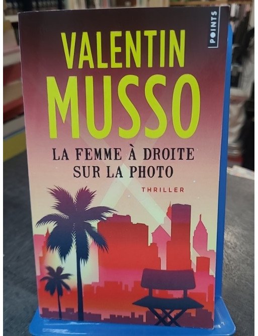 La Femme à droite sur la photo de Valentin Musso