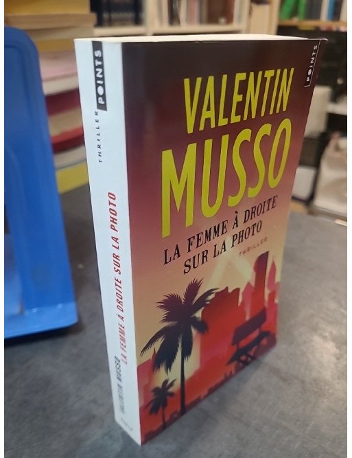 La Femme à droite sur la photo de Valentin Musso
