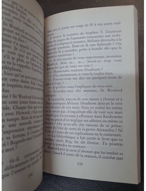Une fille dans un caveau Par Ruth Rendell