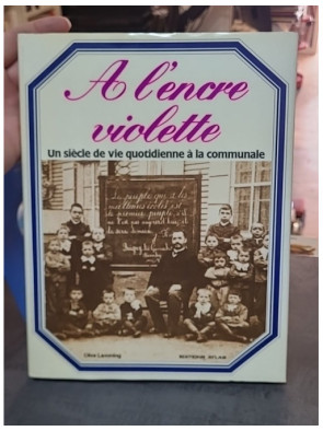 À l'encre violette - Un...