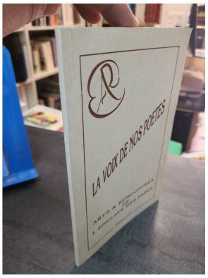 La voix de nos poètes par Arts et rencontres de l'Enclave des papes.