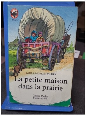 La petite maison dans la...