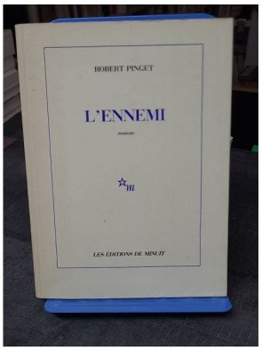 L'Ennemi, un roman de...