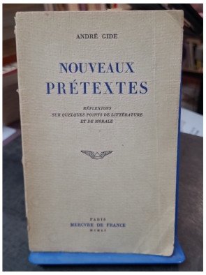 Nouveaux prétextes, d'André...