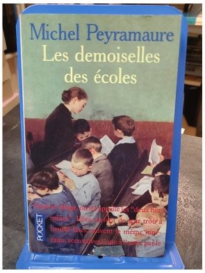 Les Demoiselles des écoles...