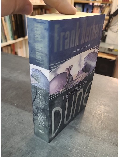 Heretics Of Dune par Frank Herbert - Le Cinquième Roman Épique du Cycle de Dune (livre en anglais)