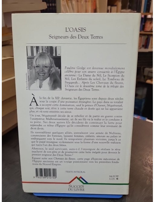 L'Oasis par Pauline Gedge - Roman historique d'aventure en Égypte ancienne