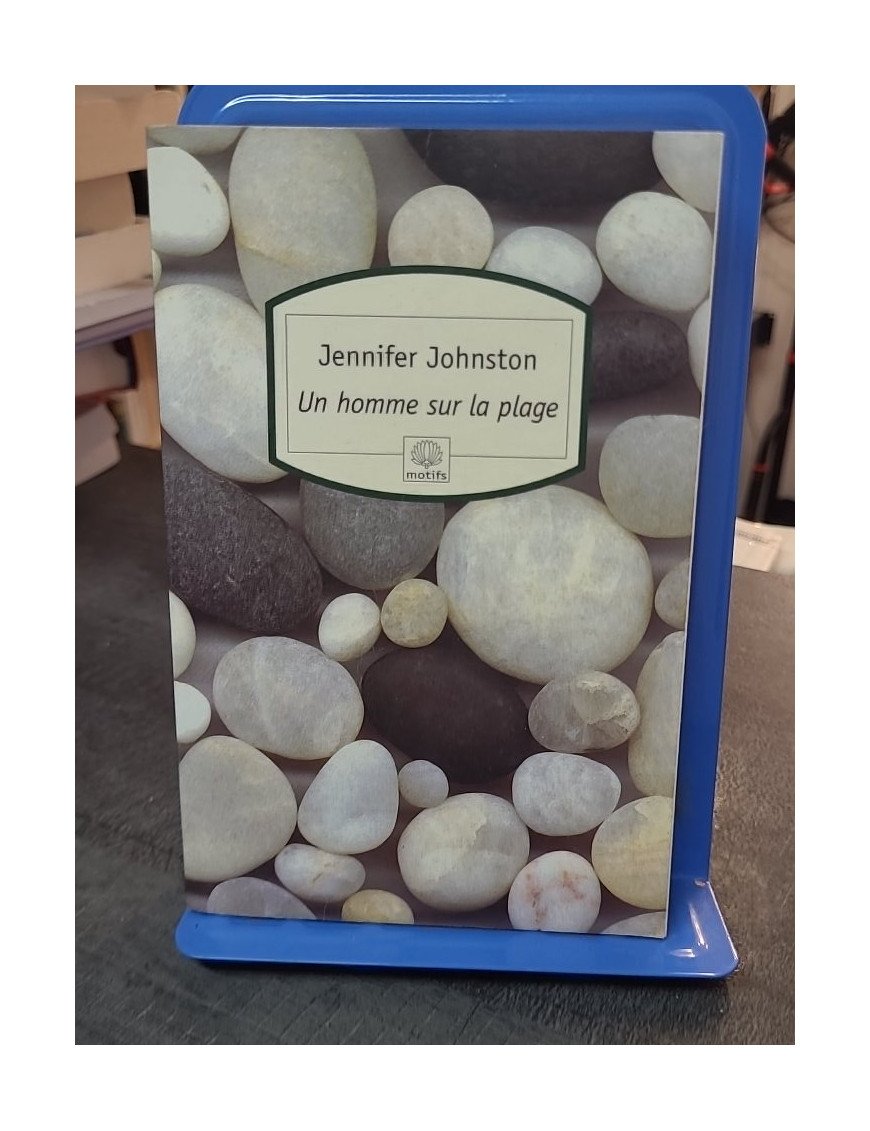 Un homme sur la plage par Jennifer Johnston - Roman poignant sur la vie en Irlande, entre drame et destin