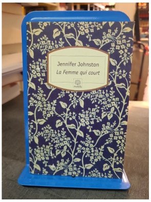 La Femme qui court par Jennifer Johnston - Un roman poignant sur un secret d'enfance et la quête de liberté