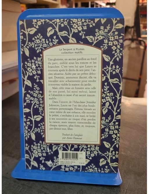 La Femme qui court par Jennifer Johnston - Un roman poignant sur un secret d'enfance et la quête de liberté
