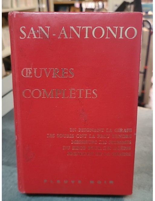 Œuvres complètes Tome II par San Antonio : une compilation hilarante des aventures du célèbre commissaire