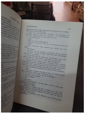 L'Attention d'Alberto Moravia : Analyse et résumé du roman classique