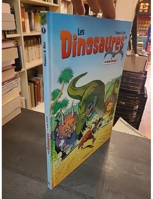 Les Dinosaures en Bande Dessinée Tome 1 par Arnaud Plumeri, Bloz et Maëla COSSON