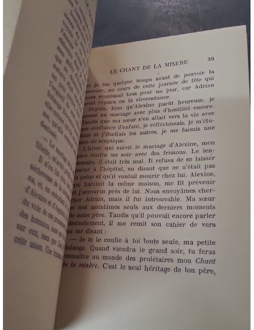 Le chant de misère par Delly, une immersion dans la France du XXe siècle