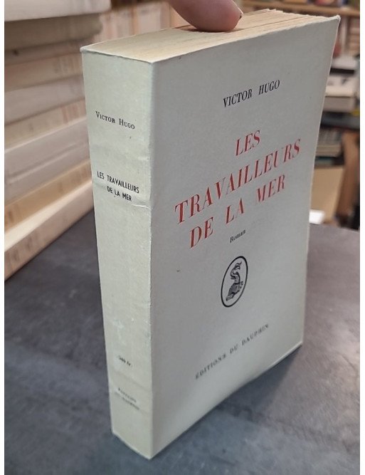 Les Travailleurs de la Mer de Victor Hugo : un roman épique et un chef-d'œuvre de la littérature française