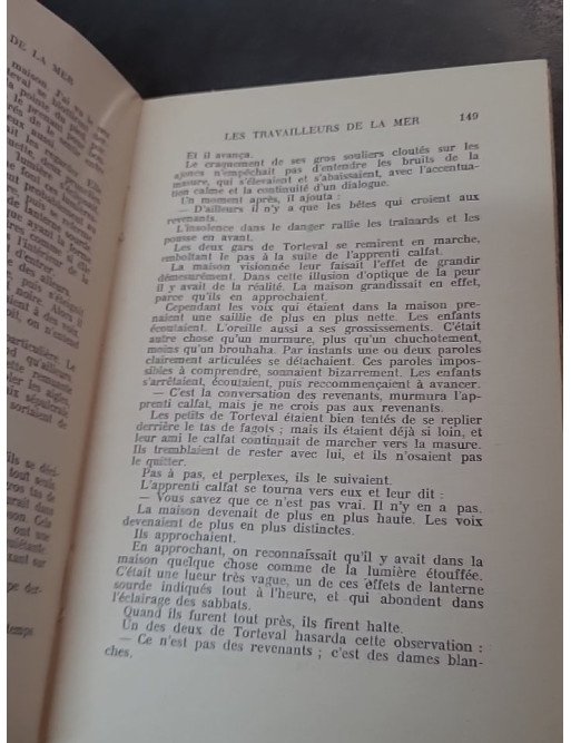Les Travailleurs de la Mer de Victor Hugo : un roman épique et un chef-d'œuvre de la littérature française