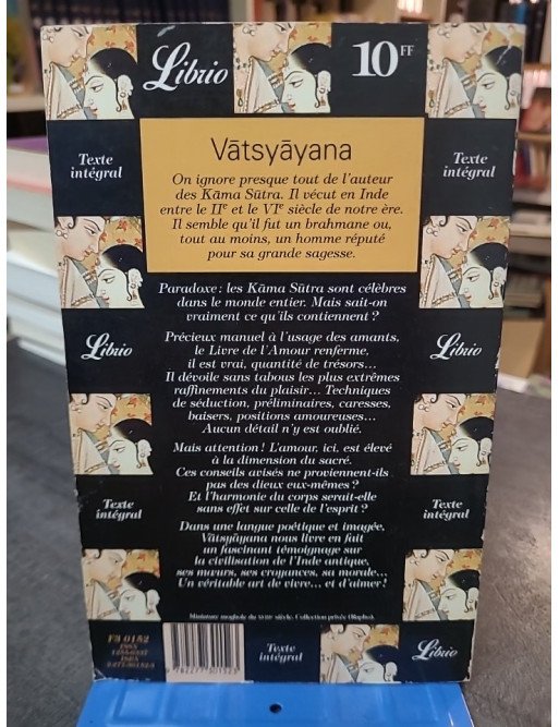 Les Kâma sûtra par Vatsyayana : Le texte intégral illustré chez J'ai lu