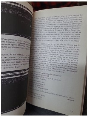 Rester Vivant Et Autres Textes par Michel Houellebecq : poésie et essais sur la modernité