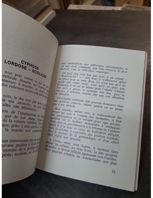 La colonne vertébrale des petits et des grands par R. Dextreit : Guide de santé et de soins naturels
