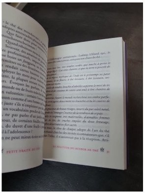 Petit Traité du Thé par Gilles Brochard : Voyage aromatique et cours de sagesse