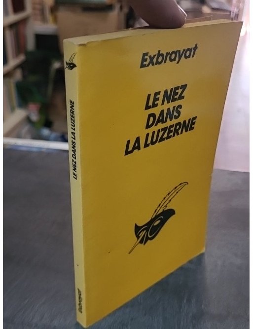 Le nez dans la luzerne par Charles Exbrayat