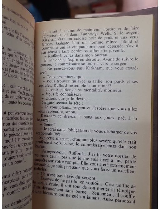 Le nez dans la luzerne par Charles Exbrayat