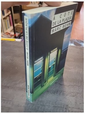 A côté de la plaque de Marc Behm