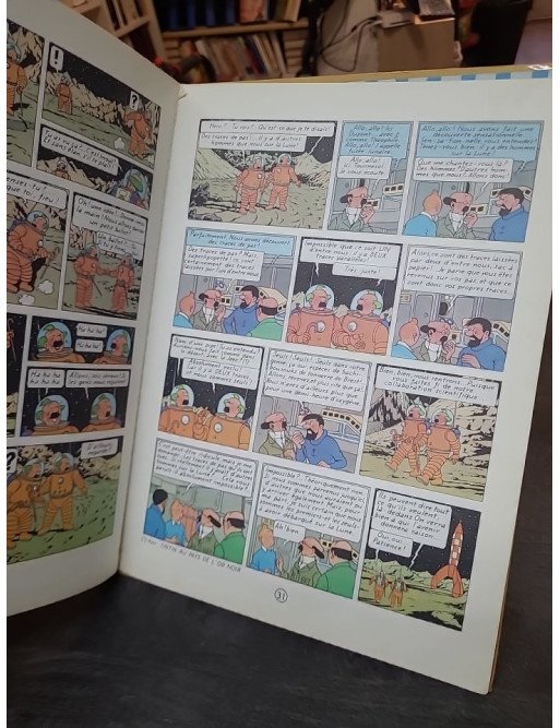 On a marché sur la lune - Bande dessinée de Hergé - Les aventures de Tintin