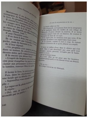 Jésus, l'homme qui était Dieu : Un récit historique par l'académicien Max Gallo