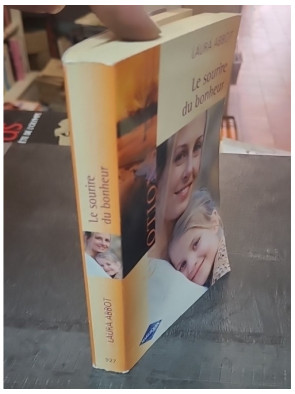 Le sourire du bonheur de Laura Abbot - Un roman Harlequin sur le destin et l'amour