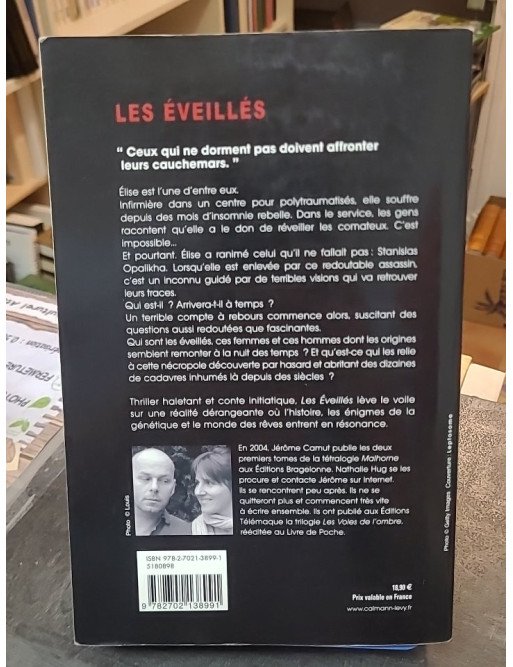 Les Éveillés par Nathalie Hug et Jérôme Camut - Thriller psychologique et conte initiatique