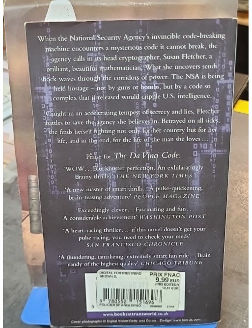 Digital Fortress - Thriller technologique de Dan Brown EN ANGLAIS