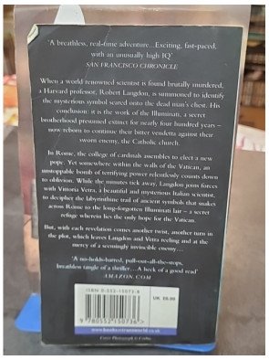 Angels and Demons par Dan Brown, le best-seller du Da Vinci Code