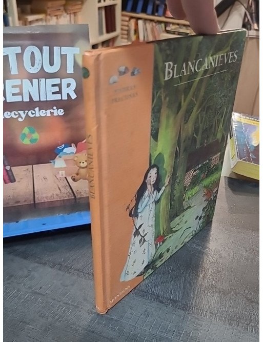 Blancanieves ('piedras preciosas') - Conte et légende