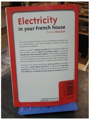 Electricity in your French house - Rules and techniques explained in English par Thomas Malcolm