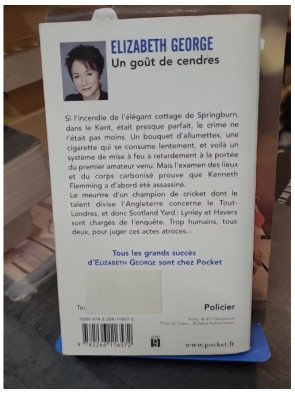 Un goût de cendres - Roman policier d'Elizabeth George