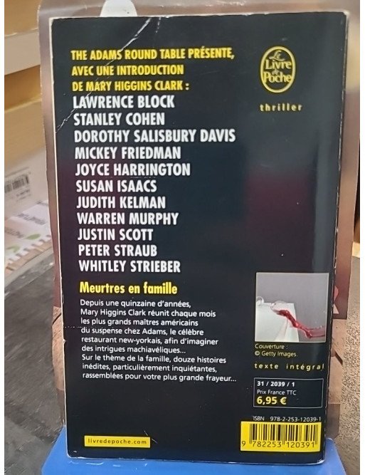 Meurtres en famille un recueil de 12 histoires inédites de suspense par les plus grand auteurs