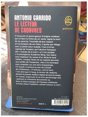 Le Lecteur de cadavres : un thriller captivant d'Antonio Garrido