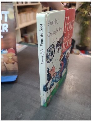 Fous de foot : L'Aventure de Sonia chez les Poussins par Fanny Joly et Christophe Besse (Casterman)