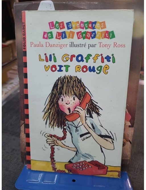 Lili Graffiti Voit Rouge (Tome 6) par Paula Danziger - Folio Cadet Jeunesse