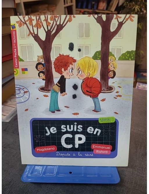 Dispute à la récré de Magdalena - Livre jeunesse illustré Pere Castor